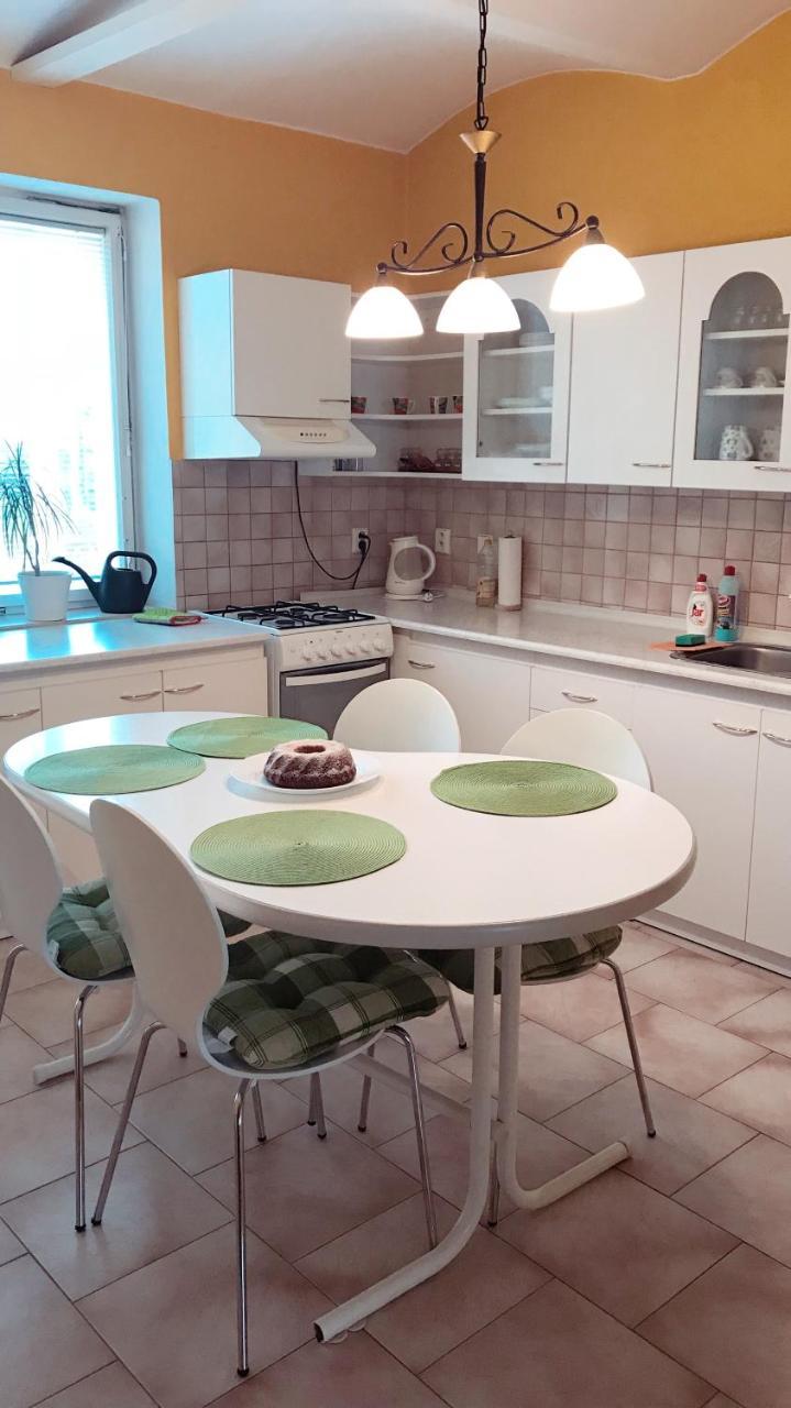 Apartman Novakovi Наход Экстерьер фото